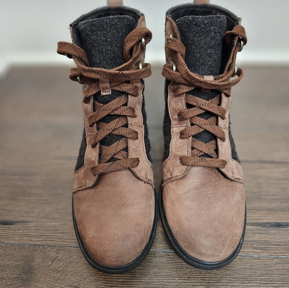 SOREL Women's Evie II NW Lace Boots size 9 - Picture 2 of 10